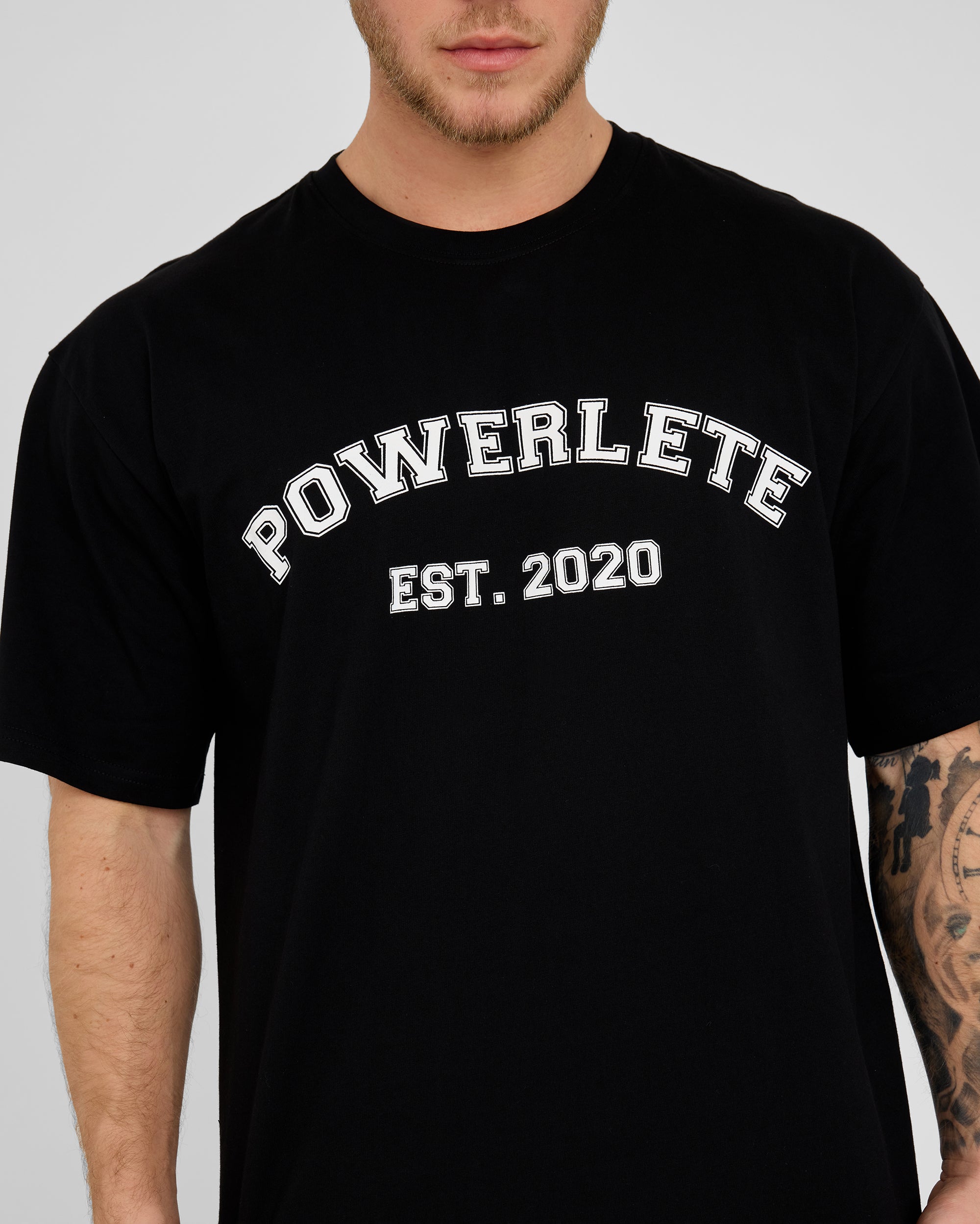 Camiseta Varsity Oversized